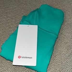 NWT LULU LEMON LEGGINGS! align 25 w/ pockets- size 0